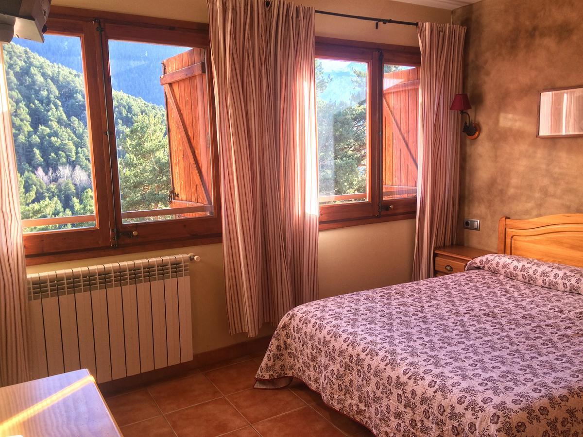 Hotel Camp Del Serrat Лес Эскальдес Экстерьер фото